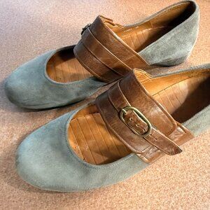 Chie Mihara Olive Suede Mary Jane Heels Size 38 Made in Spain